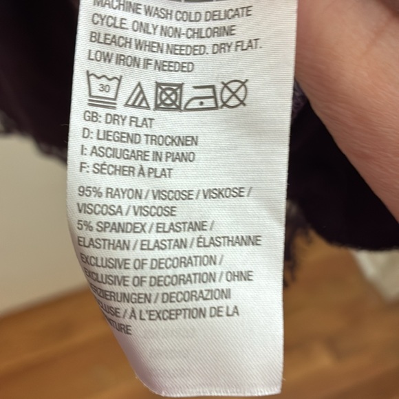 Logo by Lori Goldstein Printed Swing Top with Lace Hem Midnight Purple - Picture 5 of 6